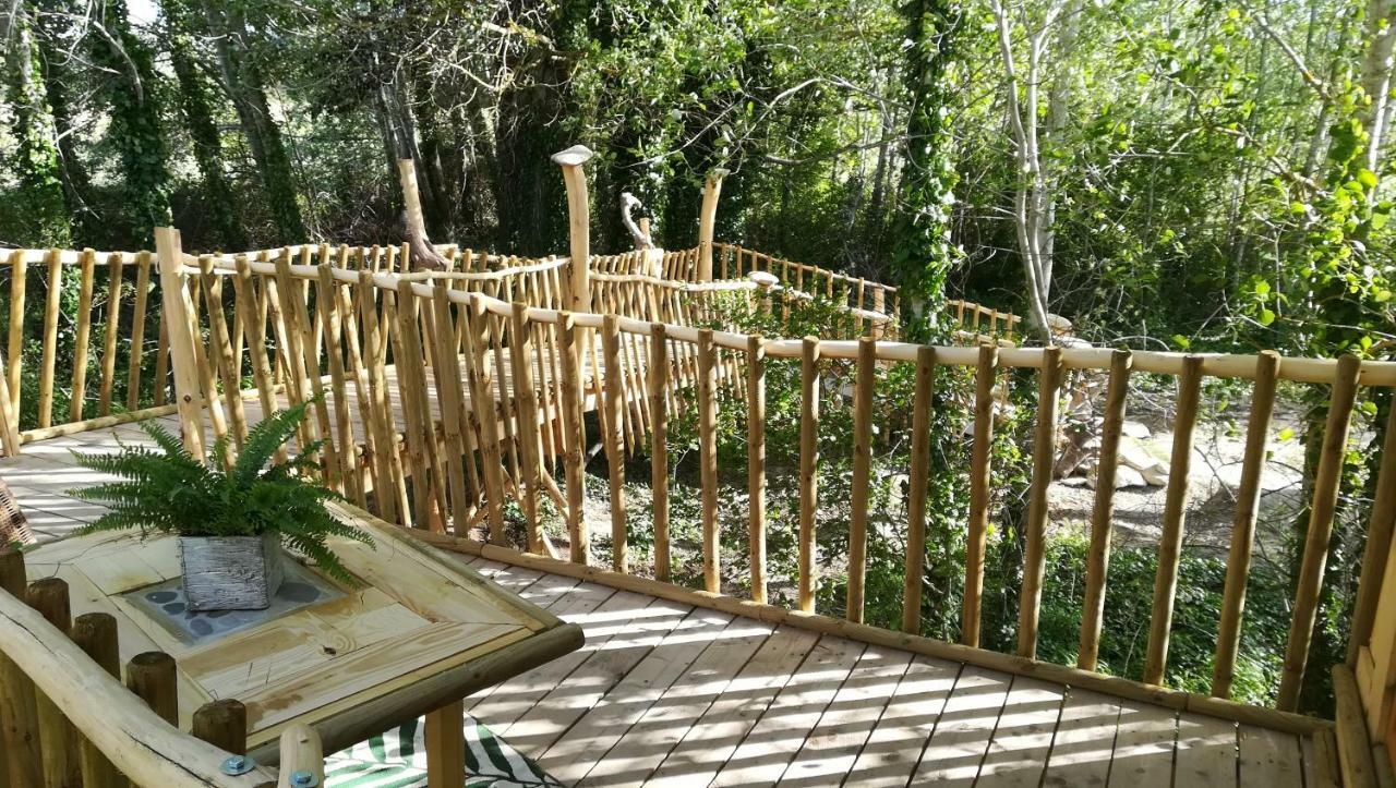 La Cabane Perchee Villelaure Exteriör bild